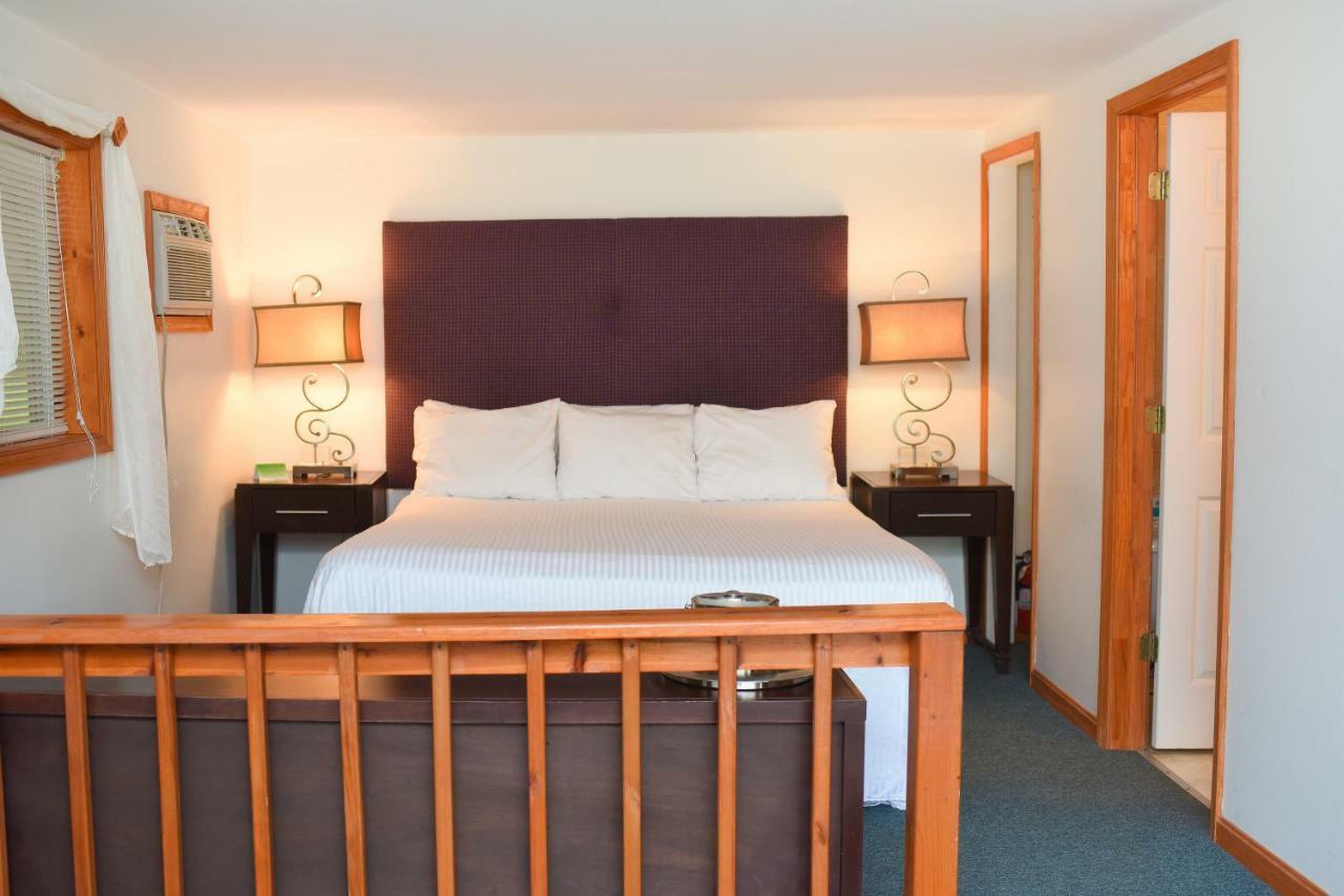 Chestnut Grove Family Resort マウント・ポコノ エクステリア 写真