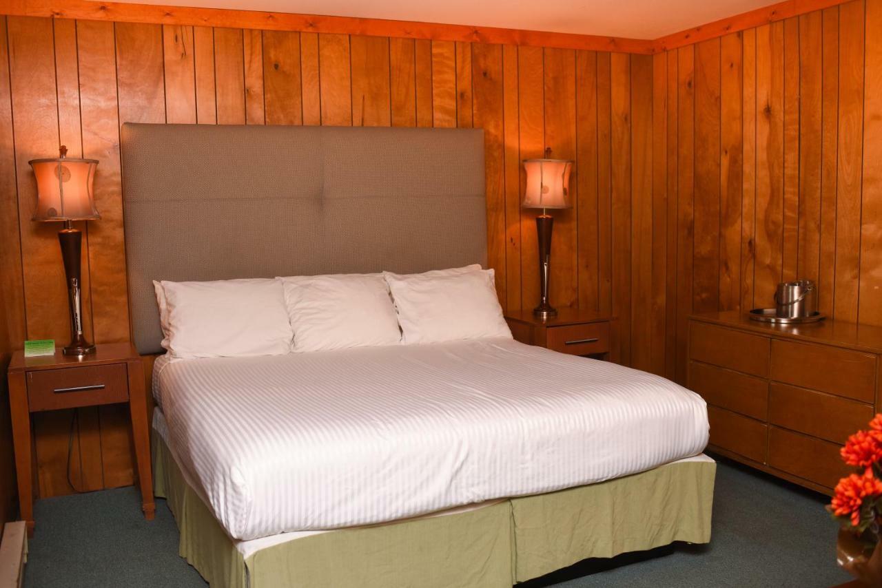 Chestnut Grove Family Resort マウント・ポコノ エクステリア 写真