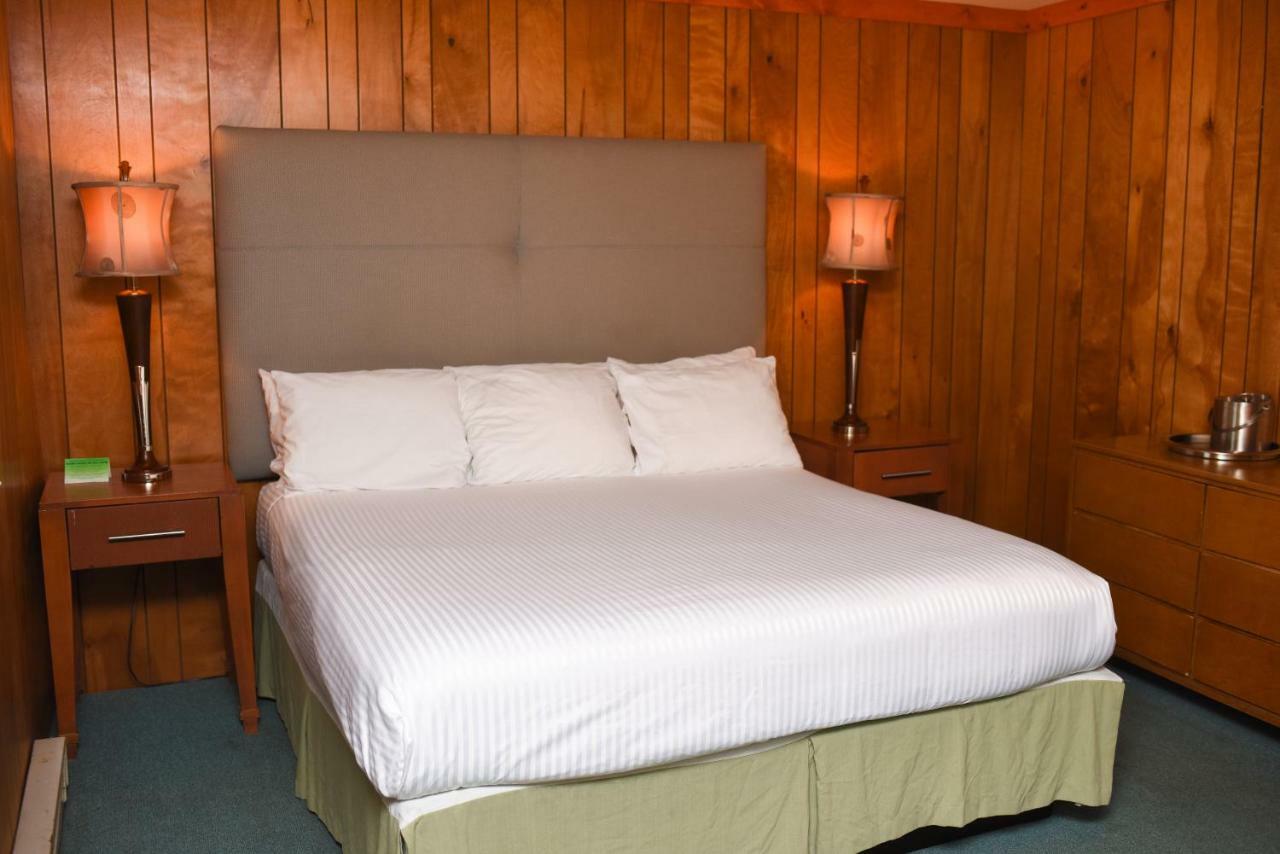Chestnut Grove Family Resort マウント・ポコノ エクステリア 写真