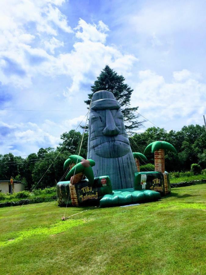 Chestnut Grove Family Resort マウント・ポコノ エクステリア 写真